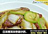 白菜梗麻辣香肠炒西葫芦的做法