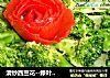 清炒西兰花--绿叶虽好也需红花点睛（西兰花如何越炒越绿）的做法